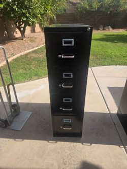 4 drawer file Cabinet with key