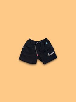 Nike ACG Be True Pride Woven Trail Shorts Mens Size Small Black DJ1427-010