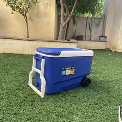 Igloo Wheelie Ice Chest 
