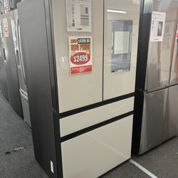 Refrigerador marca Samsung color Blanco de cristal,4 puertas,nuevo, 50%-75% off 