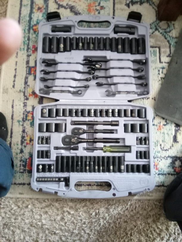 Brand New Stanley  Set..