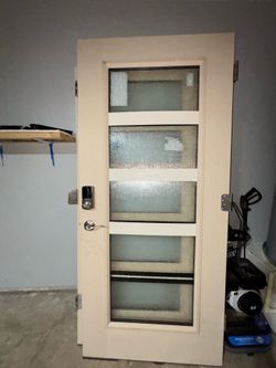 Cross wood/glass door