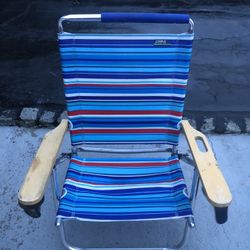 Very Good Condition Folding Chair 