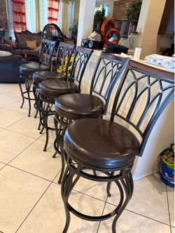 set of 5 beautiful heavy metal bar stool