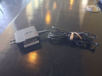 Genuine ASUS 19V 1.58A AC/DC Laptop Power Adapter (AD82030)