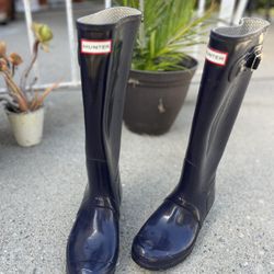 Hunter glossy Rain boots Plum Color 