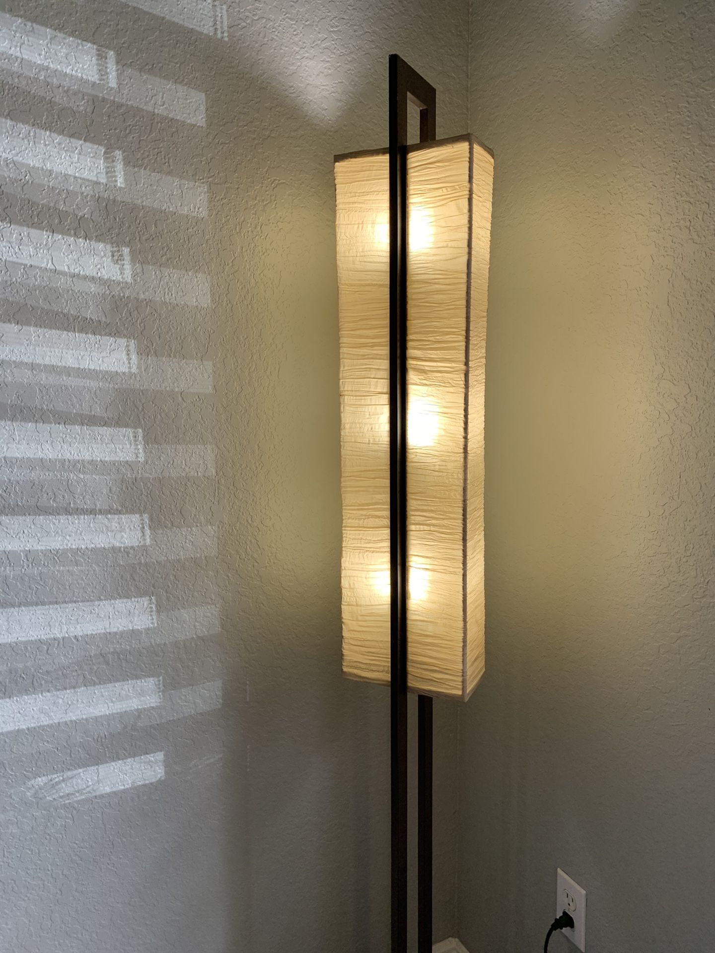 Floor Lamp with dimmer