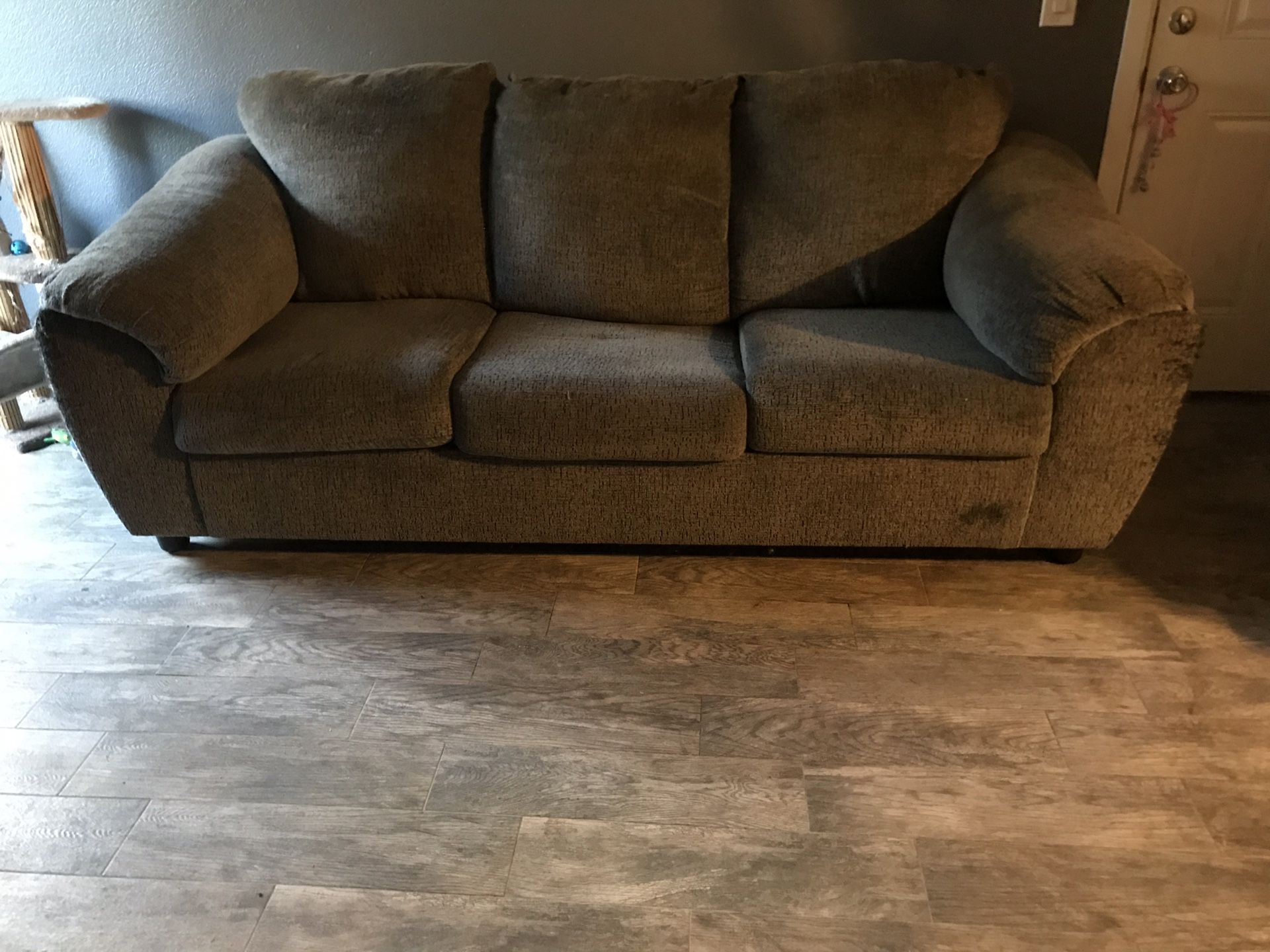 Nice Grey couch 🛋 from Ashley furniture