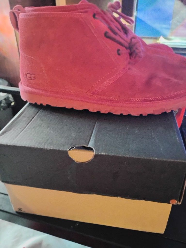 Pre Owned UGG Boots