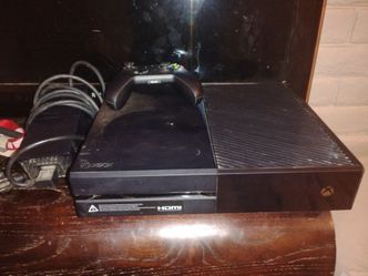 Microsoft Xbox One Console with Controller