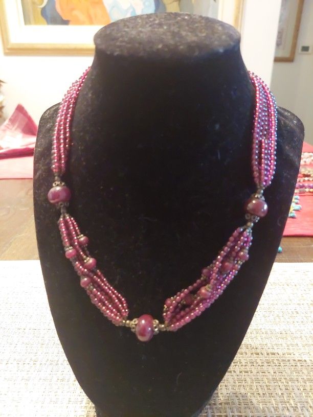 GENUINE GARNET BEADED NECKLACE 16"