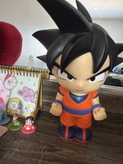piggy bank Dragon Ball Z Goku figurine #DragonBallZ #Goku only pick up
