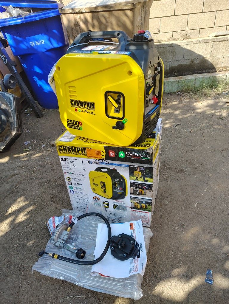 Champion Power Equipment
2500/1850-Watt Recoil Start Gasoline/Propane Powered Dual Fuel Inverter Generator with Quiet Technology and CO Shield