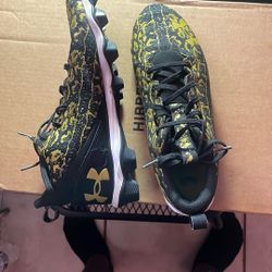 Under Armor Spotlight Cleats Black Nd Gold