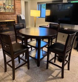 OM• $38 Initial • Brand New/ gia 5 piece dining set