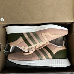 Woman’s Adidas Multix W - Pink/green - 6 1/2