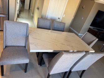 Dinner/sofas