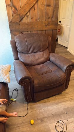 Recliner couch