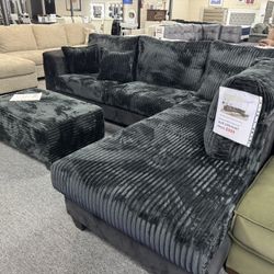 L Shape Sectional. 🚚WE DELIVER🚚