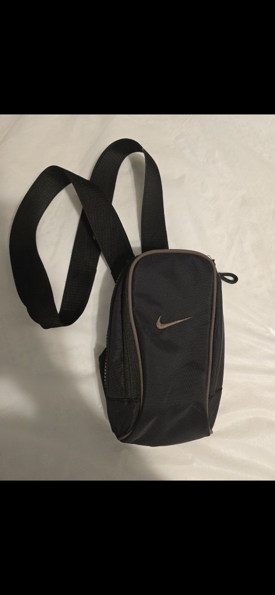 Nike Crossbody
