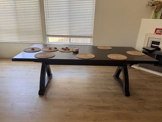 Dinning table