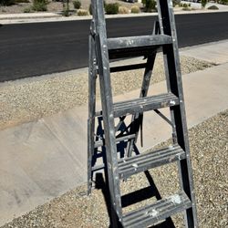 Foldable Ladder 