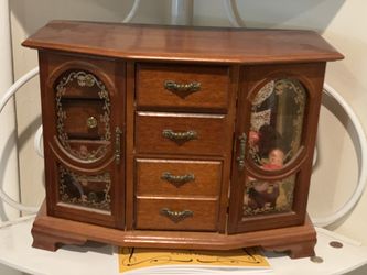 Vintage jewelry box