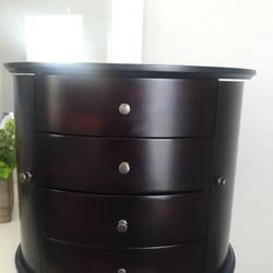 JEWERLY HOLDER EXCELLENT CONDITION 