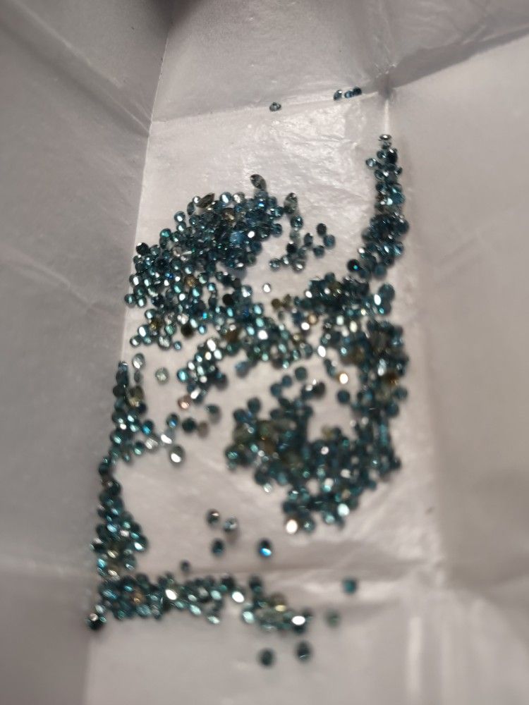   3 Ct Teal Color Diamond Melee 2 Point To ,4 Point Very Bright 