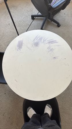 Round table