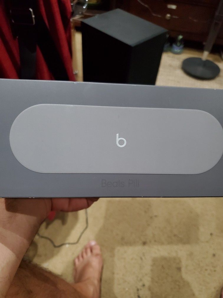 Beats Pill
