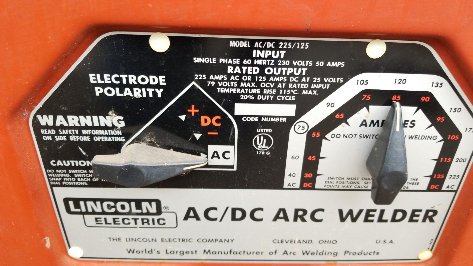 Lincoln ac DC 225 / 125 welder