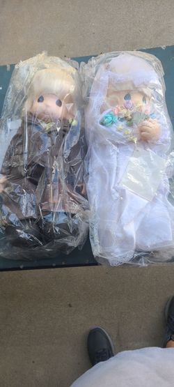 Precious moments dolls bride and groom