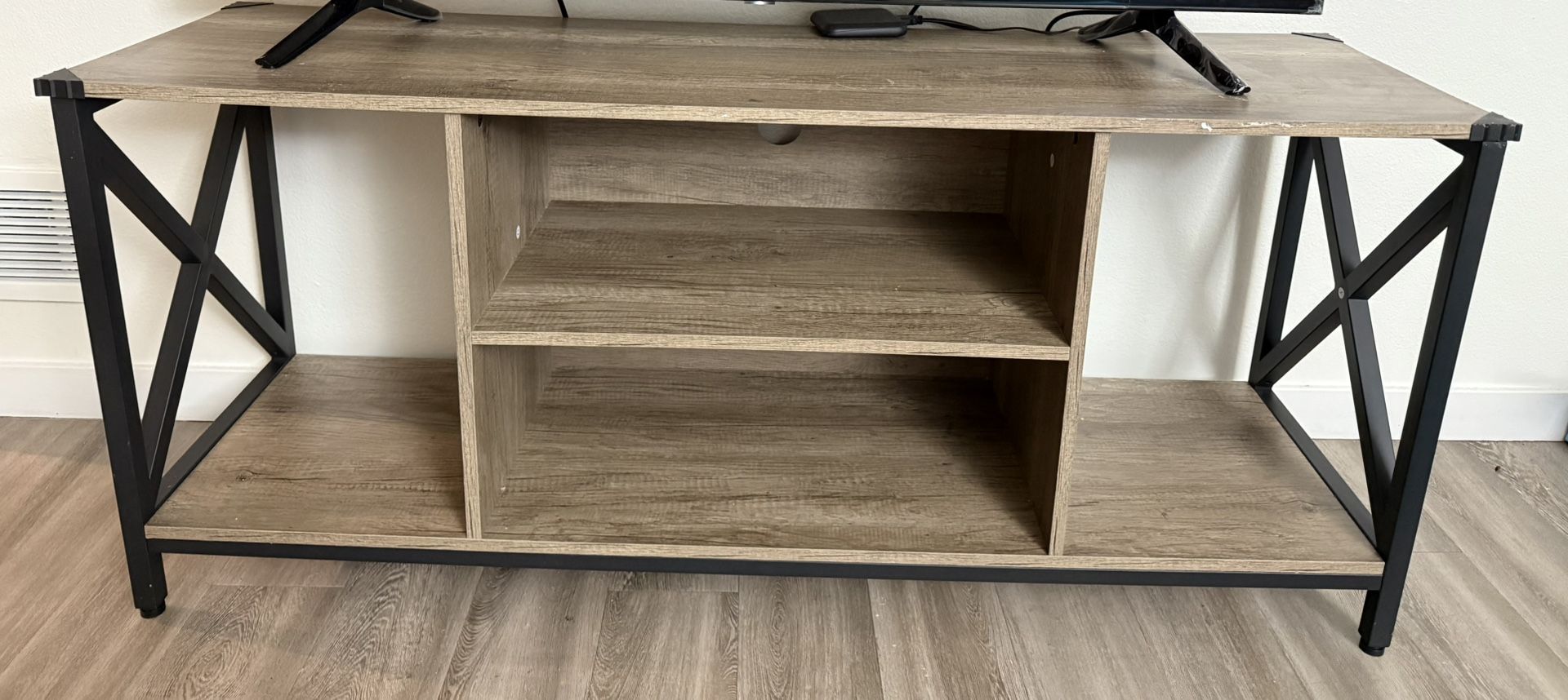 TV stand For TVs Upto 65 Inch