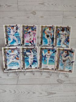 Los Angeles Dodgers Topps 2025 Christmas series