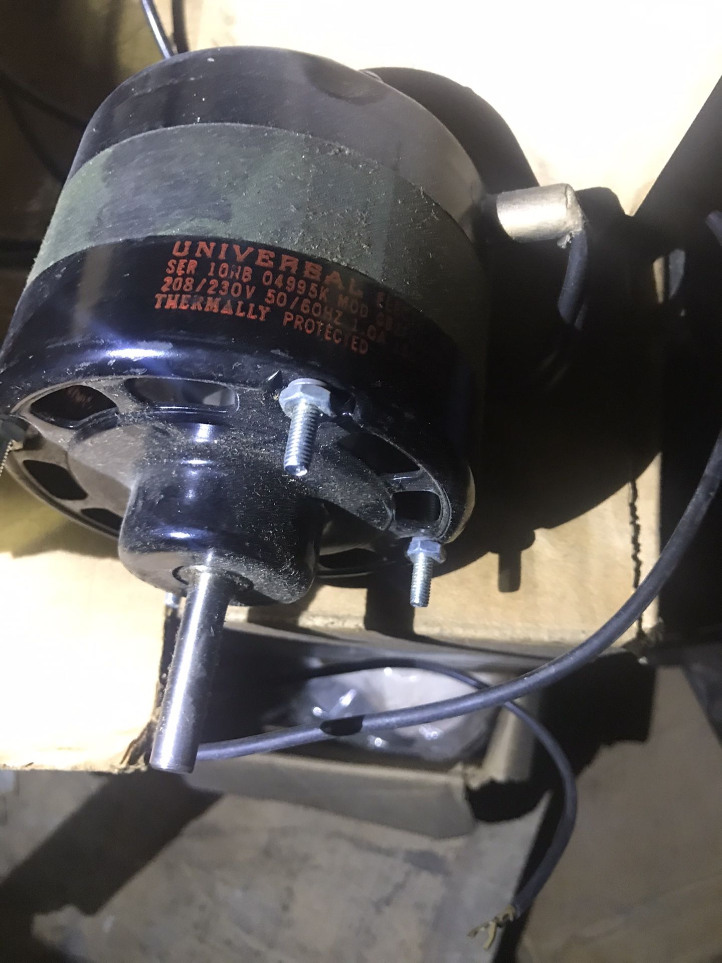 Electric motor 230 volts universal brand model GB2F006N ,1550 rpm