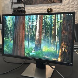 22” Monitor And Speaker Bar