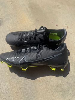 Men’s Nike cleats