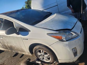 2010-2015 toyota prius parts!