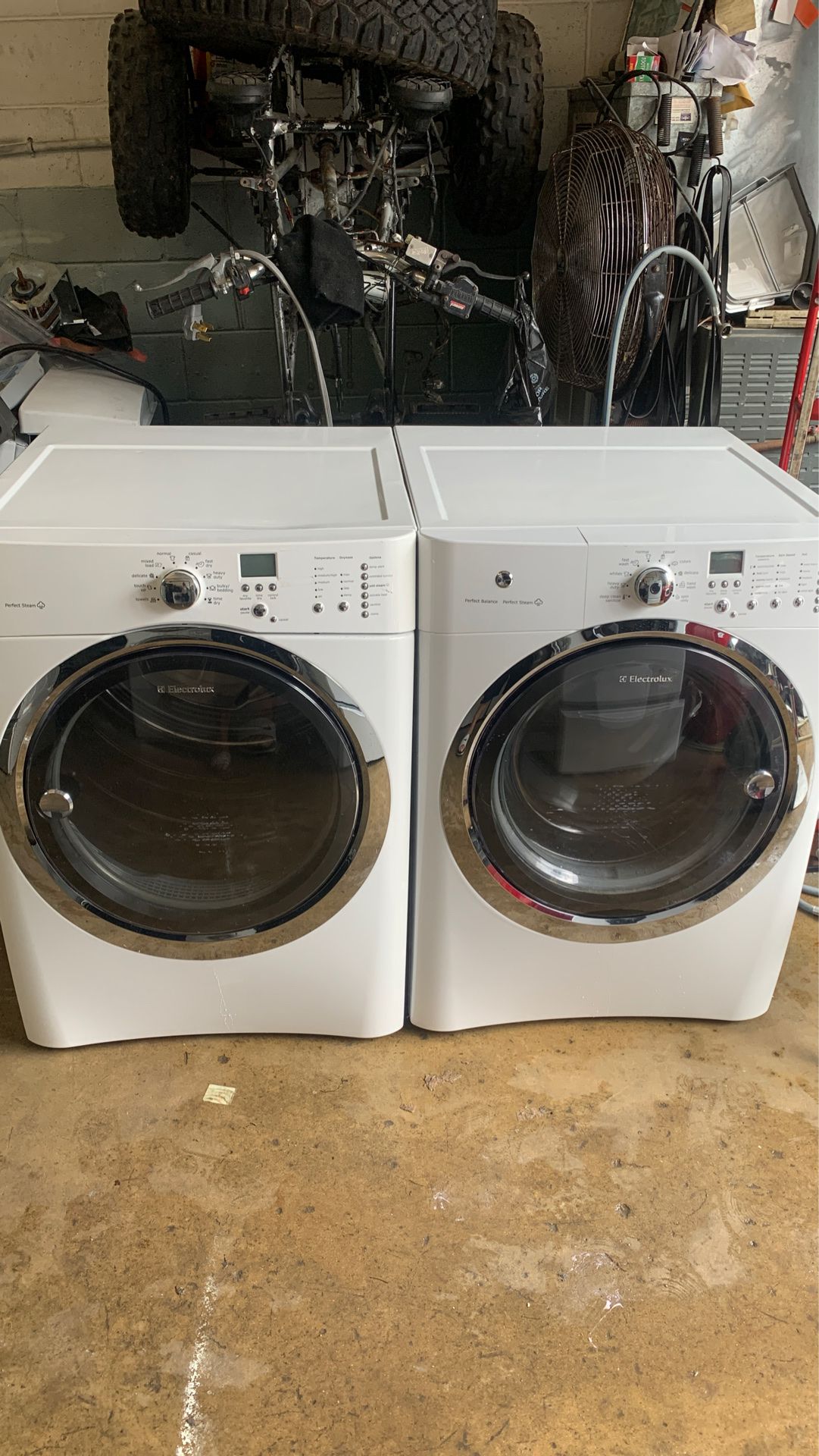 Electrolux washer n electric dryer set