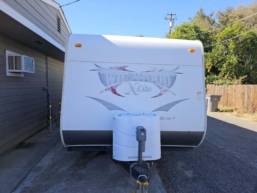 2013 Wildwood 27'