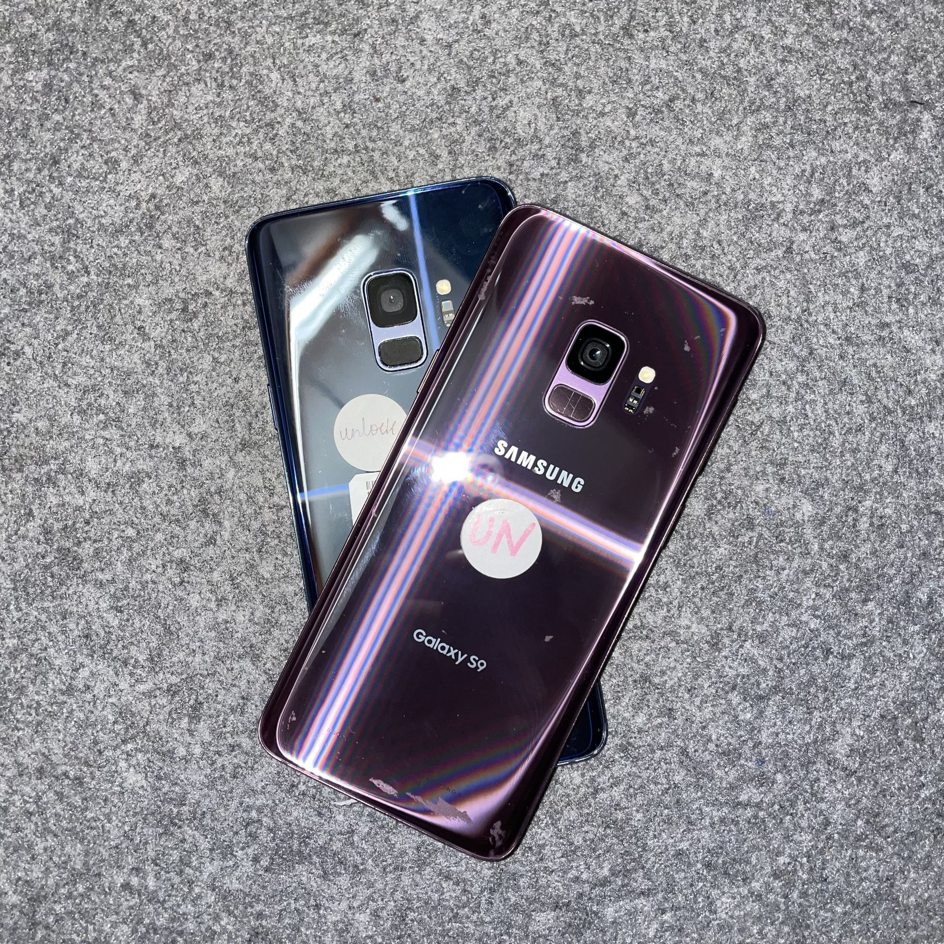 Samsung Galaxy S9 | Unlocked | Comes with store warranty| Free Cable & Charger | Unlocked | Comes with store warranty| Free Cable & Charger