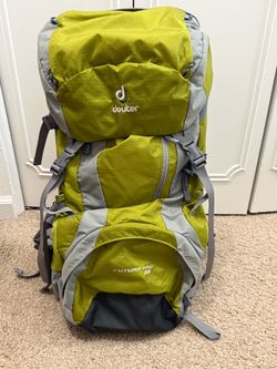 Deuter Futura Pro 38 Backpack Hiking Camping
