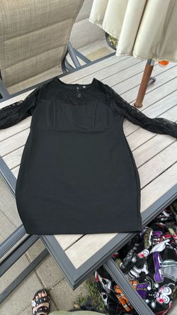 2XL Black short dress with lace long sleeves