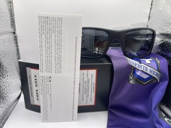 Fuel Cell W/black Oakley Sunglasses