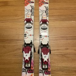 ROSSIGNOL FUN GIRL 31" Skis 80 cm w/ Rossignol Bindings Heart Flower White Pink