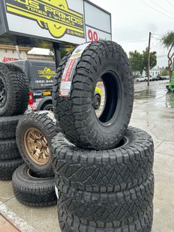 37x12.50R17 Nitto Ridge Grappler