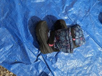 Snow Boots 