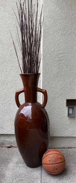 3.5 ft Tall ceramic Decorative floor vase