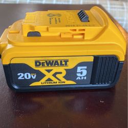 Dewalt 20volt XR 5 AH 